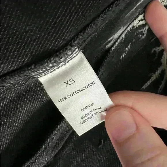 Blue Revival DARIA TIE DYE TRUCKER IN COSMOS Jean Jacket black/ pink denim - Picture 10 of 13